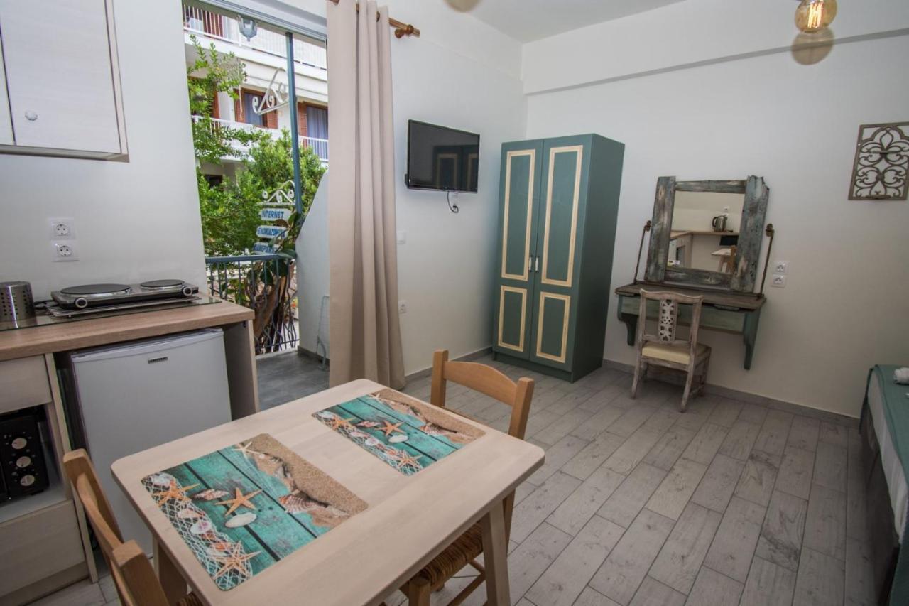 Alexandros Aparthotel Poros Town Екстериор снимка