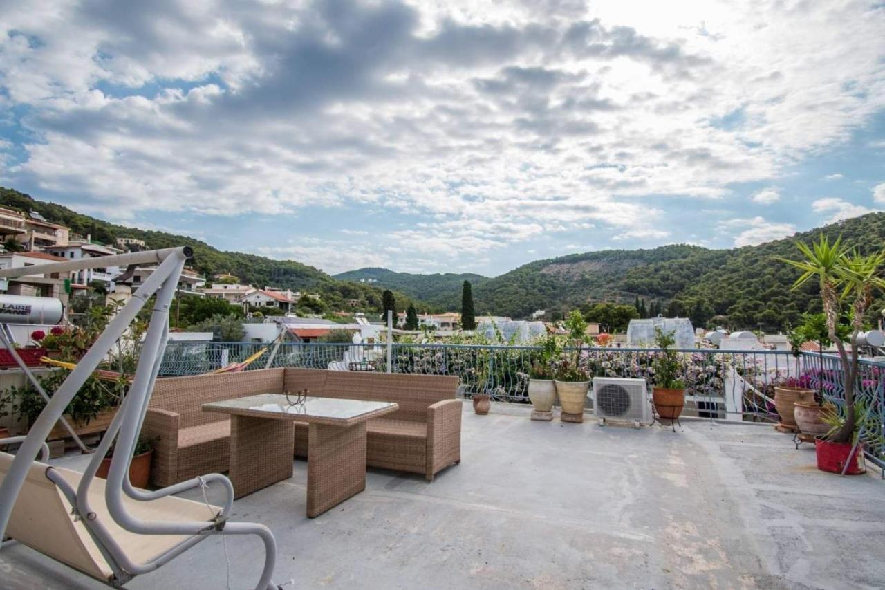 Alexandros Aparthotel Poros Town Екстериор снимка