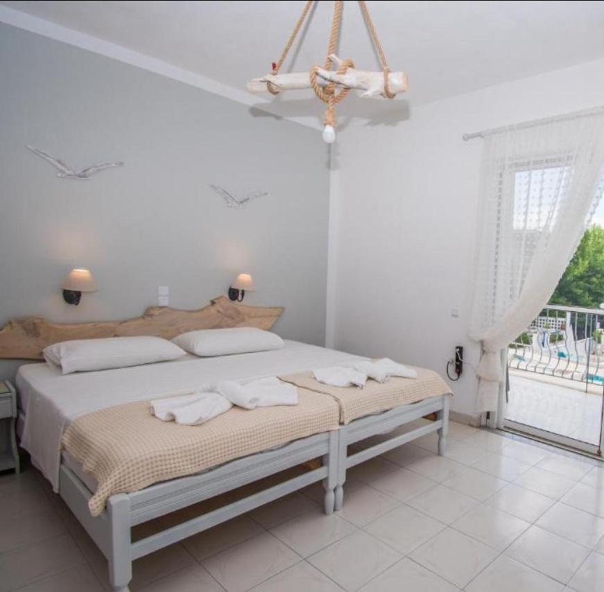 Alexandros Aparthotel Poros Town Екстериор снимка